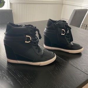 Size 7.5 sneaker wedges